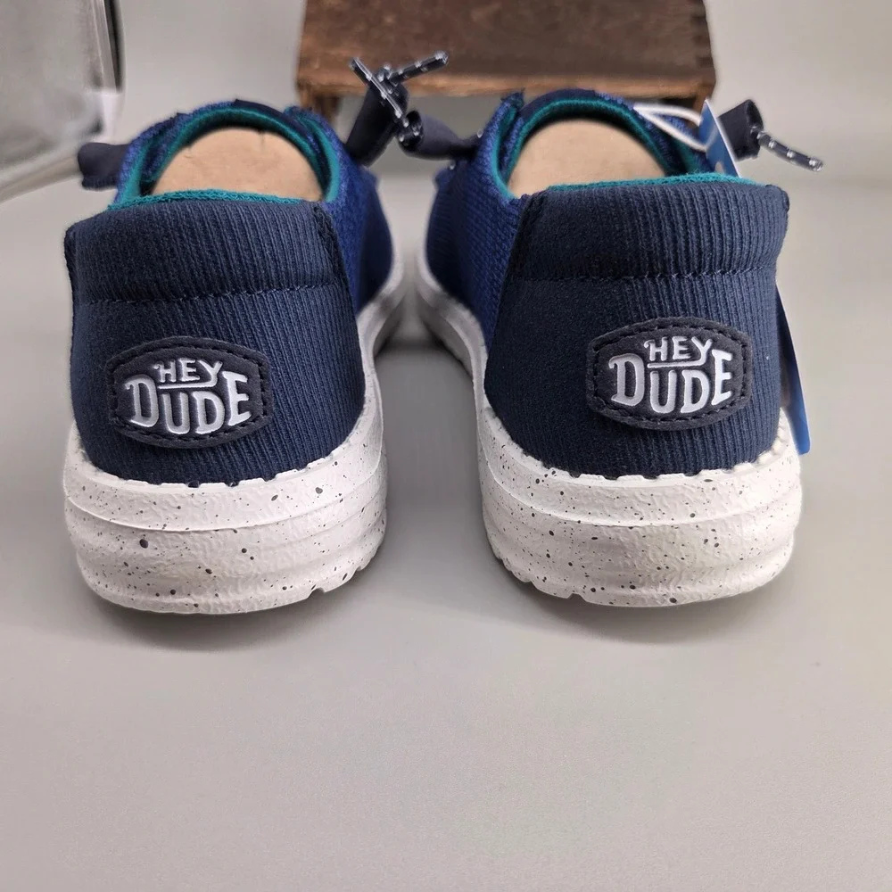 Hey Dude hey dude